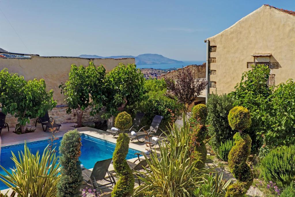 Arcus Suites Aryiroúpolis Exterior foto