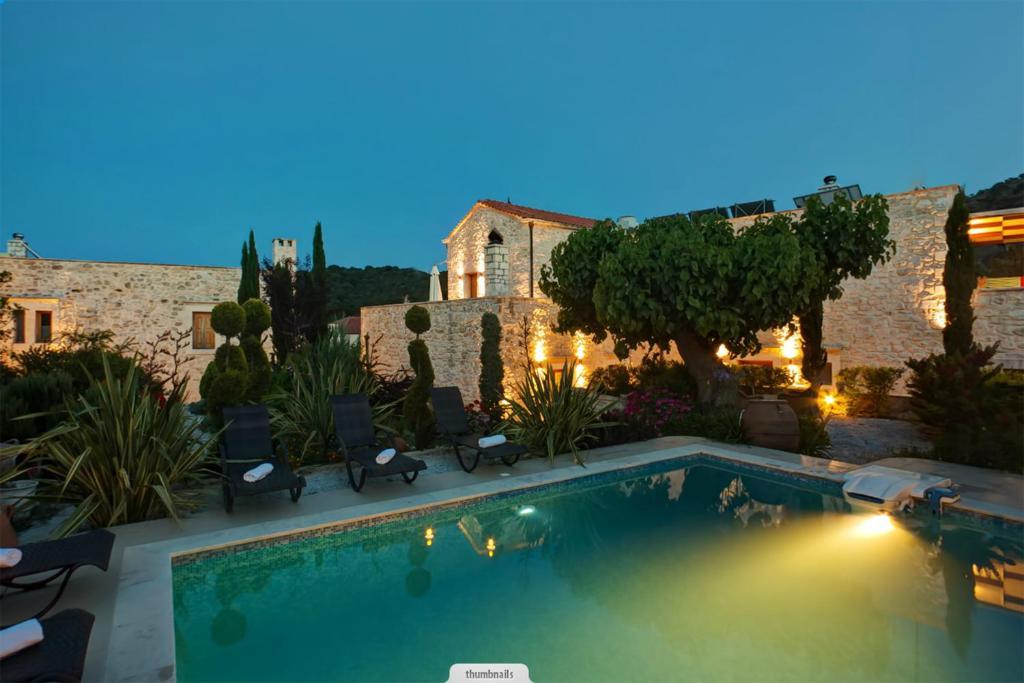 Arcus Suites Aryiroúpolis Exterior foto