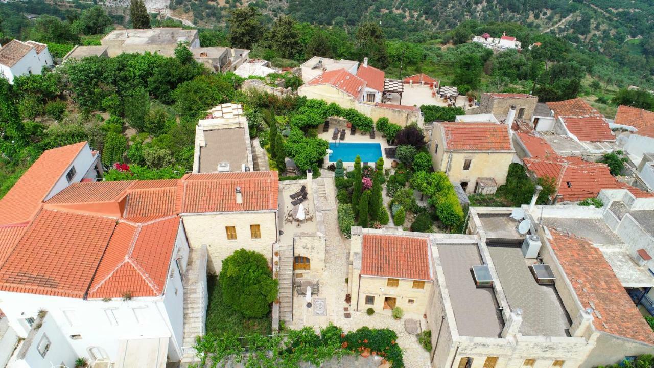 Arcus Suites Aryiroúpolis Exterior foto