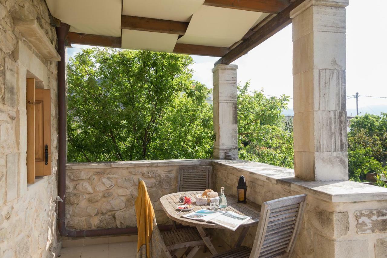 Arcus Suites Aryiroúpolis Exterior foto